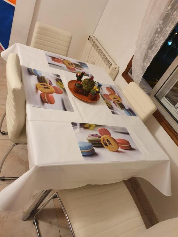 Jedlo v apartmáne alebo blízkom okolí