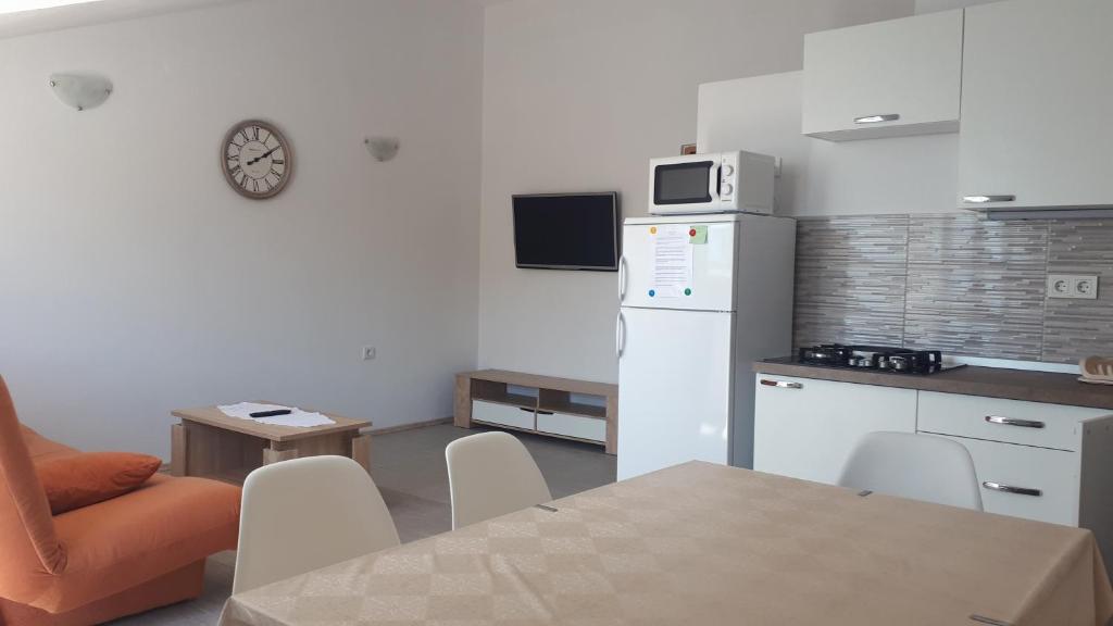 Kuchyň nebo kuchyňský kout v ubytování Apartman Sobe Magdalena