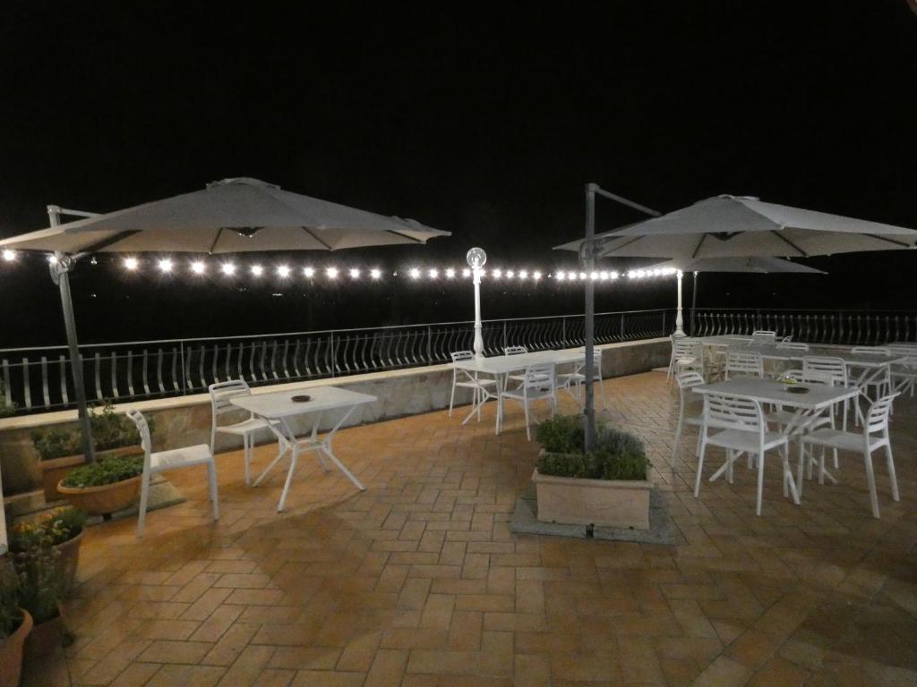 Balkón nebo terasa v ubytování I Due Melograni Agriresort