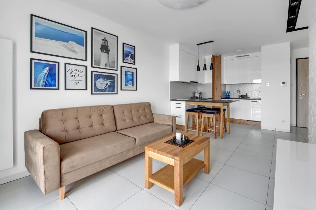 Letnica Seaside by Downtown Apartments - 18