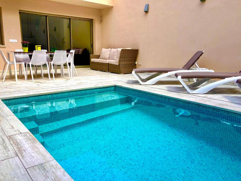 Casa Mediterránea con piscina privada en Palamós, Palamós ...