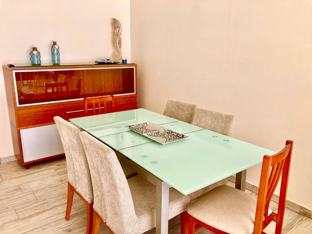 Fotografia z galérie ubytovania Casa Mediterránea con piscina privada en Palamós v destinácii Palamós