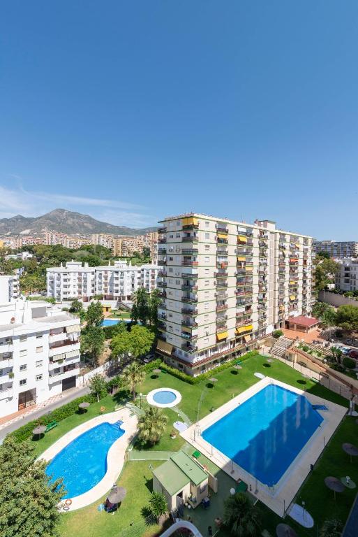 Central panoramic view seaside studio apartment, Benalmádena ...