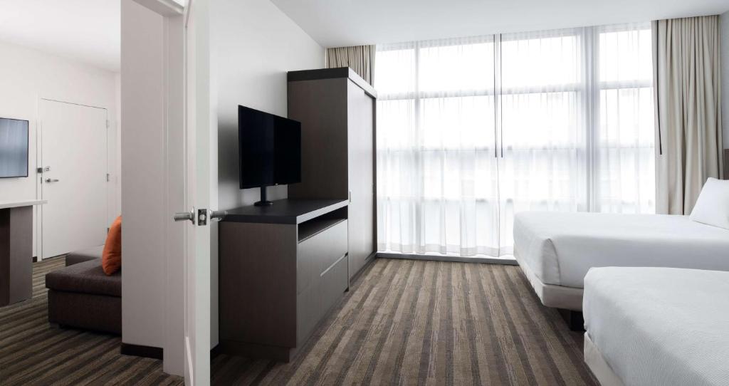 Hyatt House Washington DC/The Wharf photo
