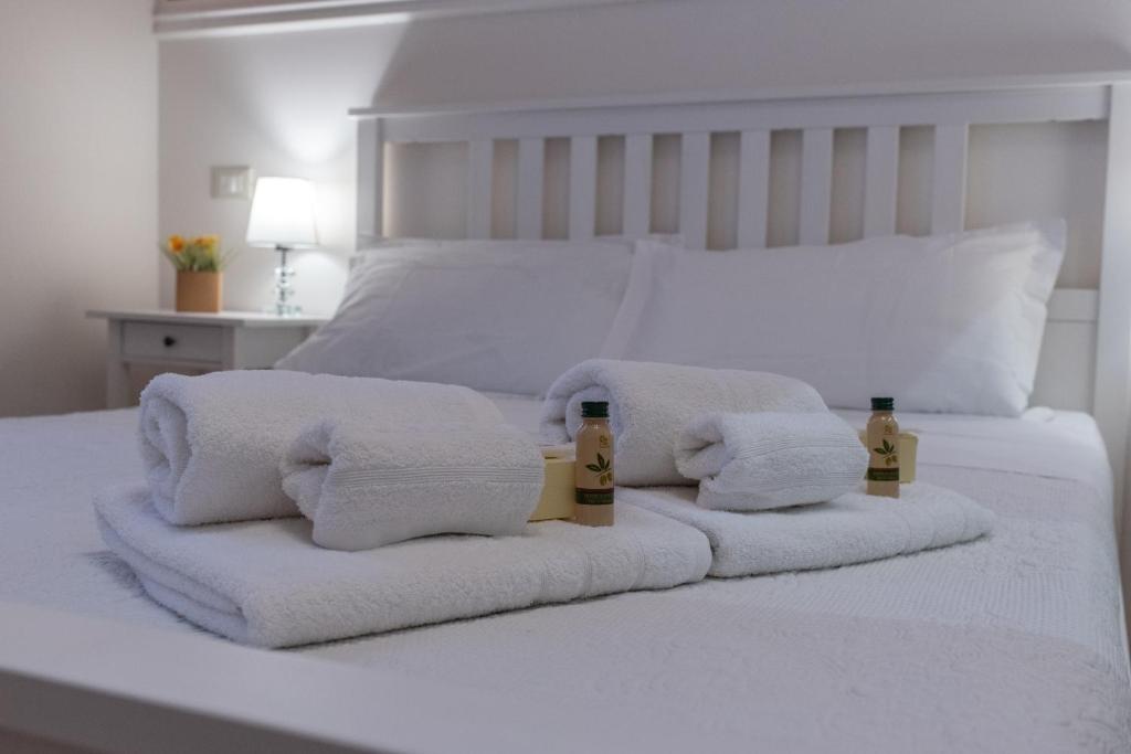 Liberty Palace - Double Room With Private Bathroom