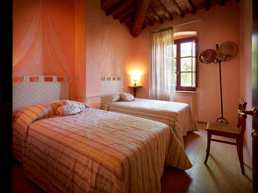 Relais Borgo Petrognano - Suite De Dos Dormitorios