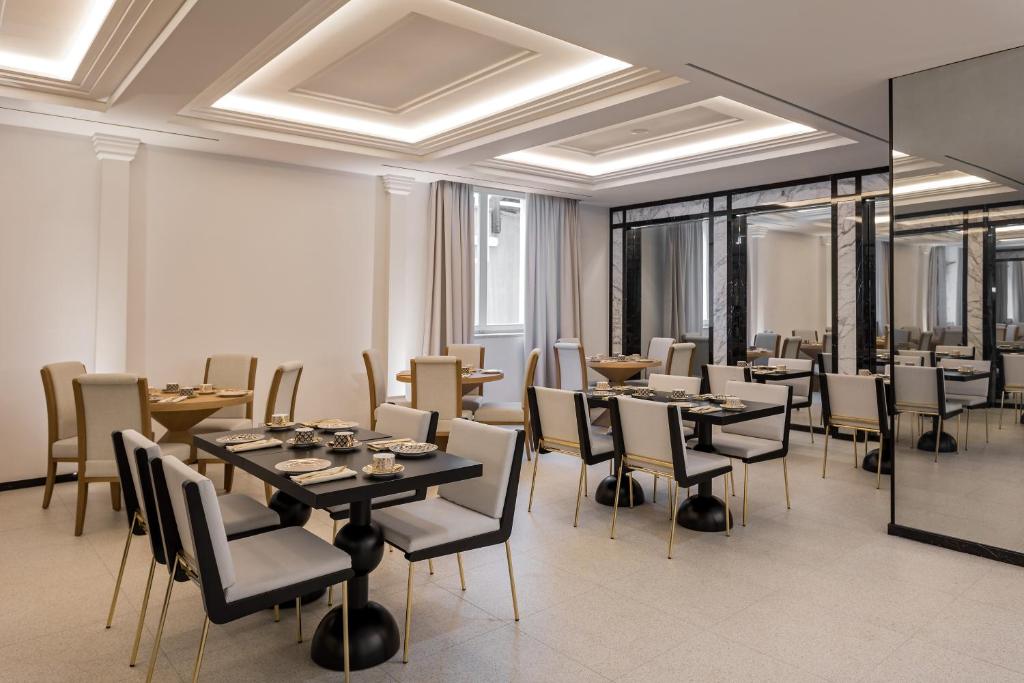 Room Mate Collection Filippo, Rome-Fontana di Trevi - Resim 24