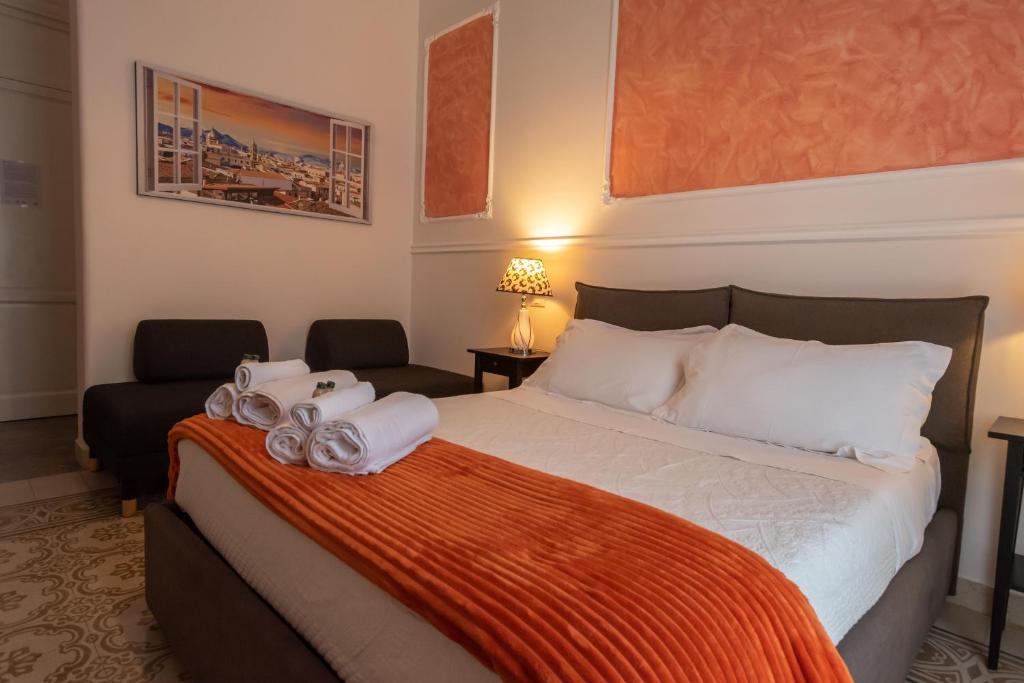 Liberty Palace - Deluxe Double Room With Balcony