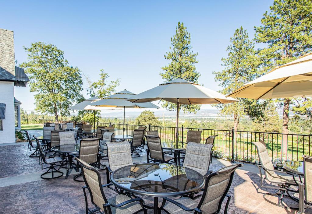 Patio nebo venkovní prostory v ubytování Hummingbird Estate