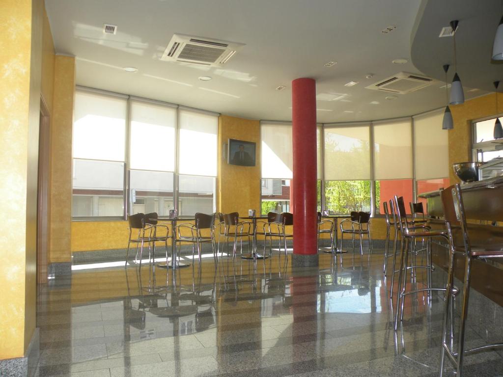 Restaurace v ubytování Hotel Palacio Congresos