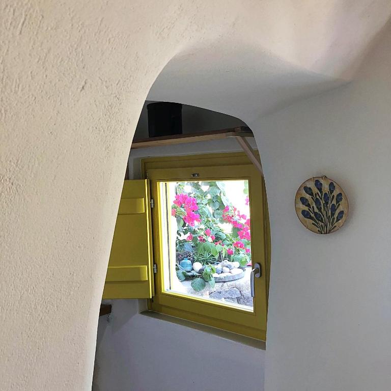 Fotografie z fotogalerie ubytování Mantilida Villa v destinaci Emporio