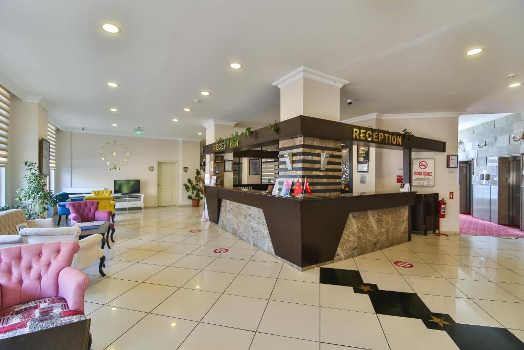 Posezení v ubytování Amasra Diamond Hotel