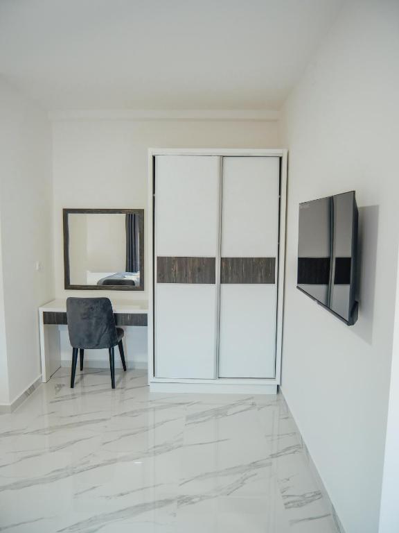 Apartments Gjenashaj - 16