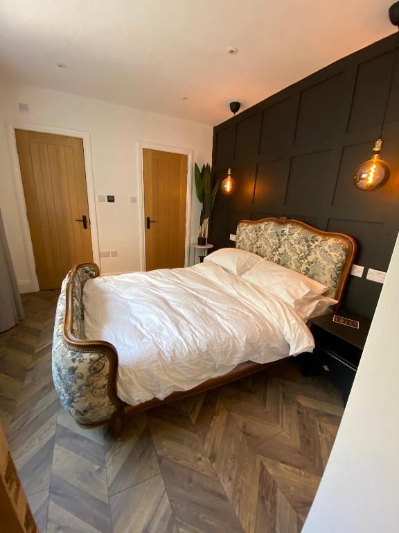 The Snug - 1 Bed, 2mins walk from the beach