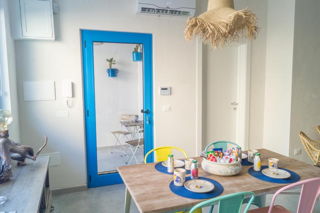 Fotografia z galérie ubytovania Casa vacanza a 10 metri dal mare v destinácii Polignano a Mare