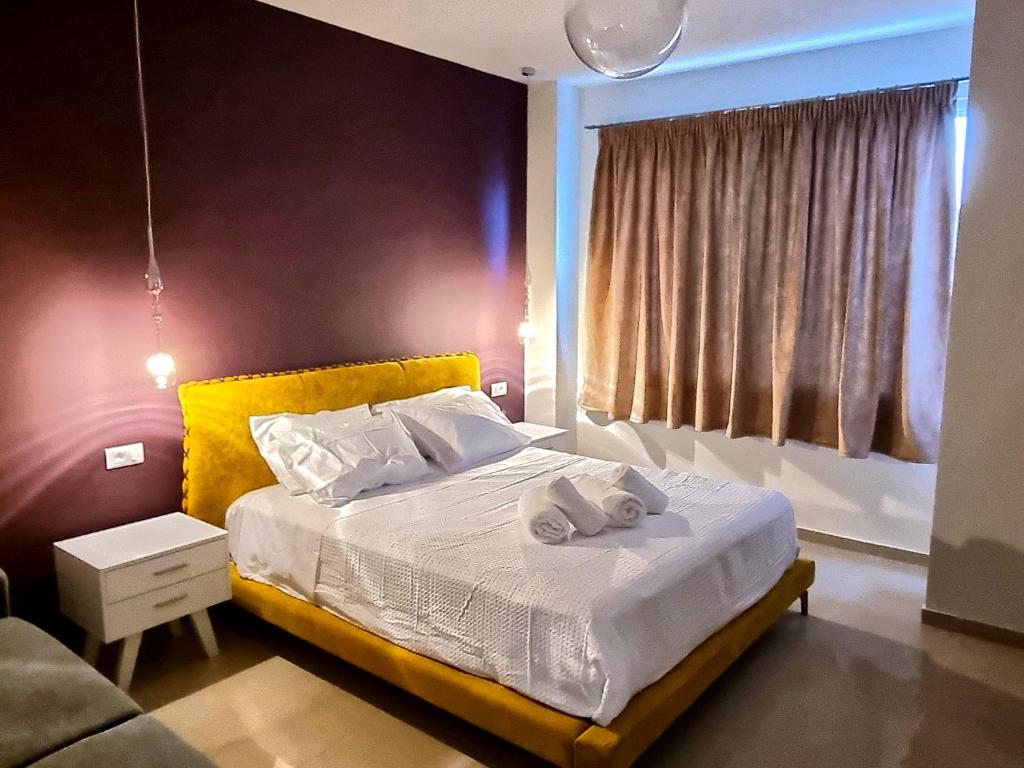 Postel nebo postele na pokoji v ubytování Epipleon Luxury Suites - 107 - Διαμέρισμα 85τμ - Θέα στη θάλασσα