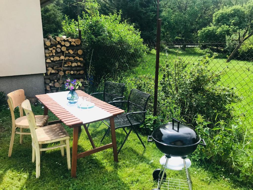 Zahrada ubytování Apartmán U ŘEKY