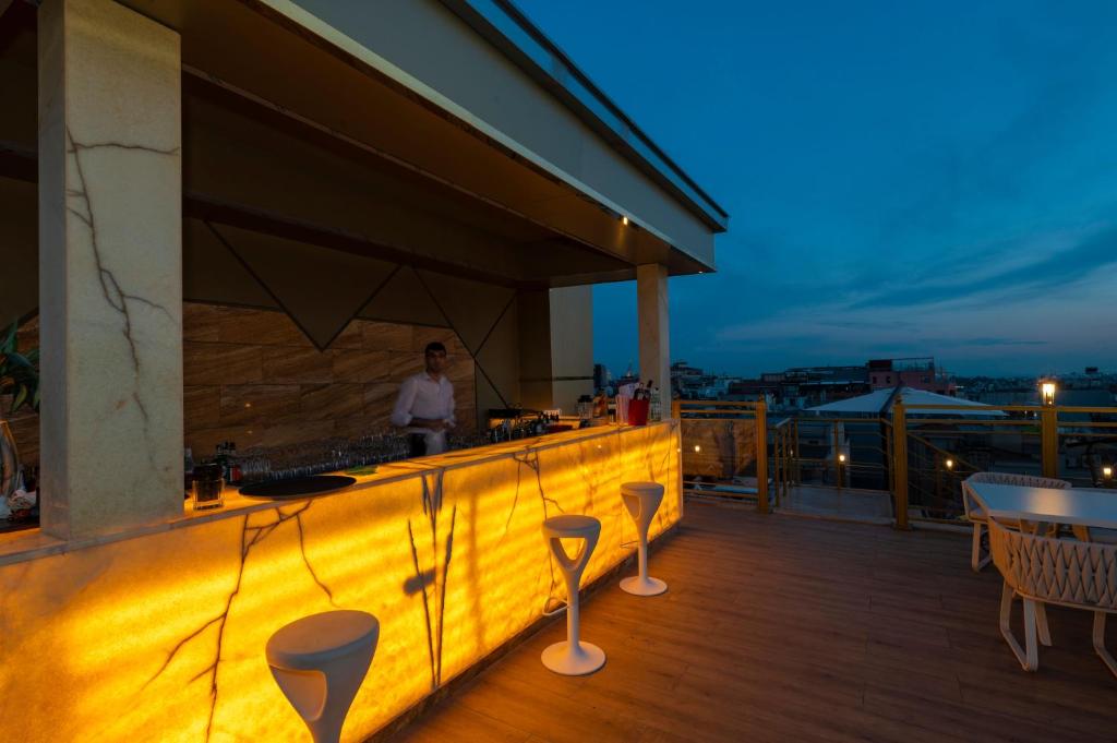 Balkón nebo terasa v ubytování Ramada By Wyndham Istanbul Pera Taksim