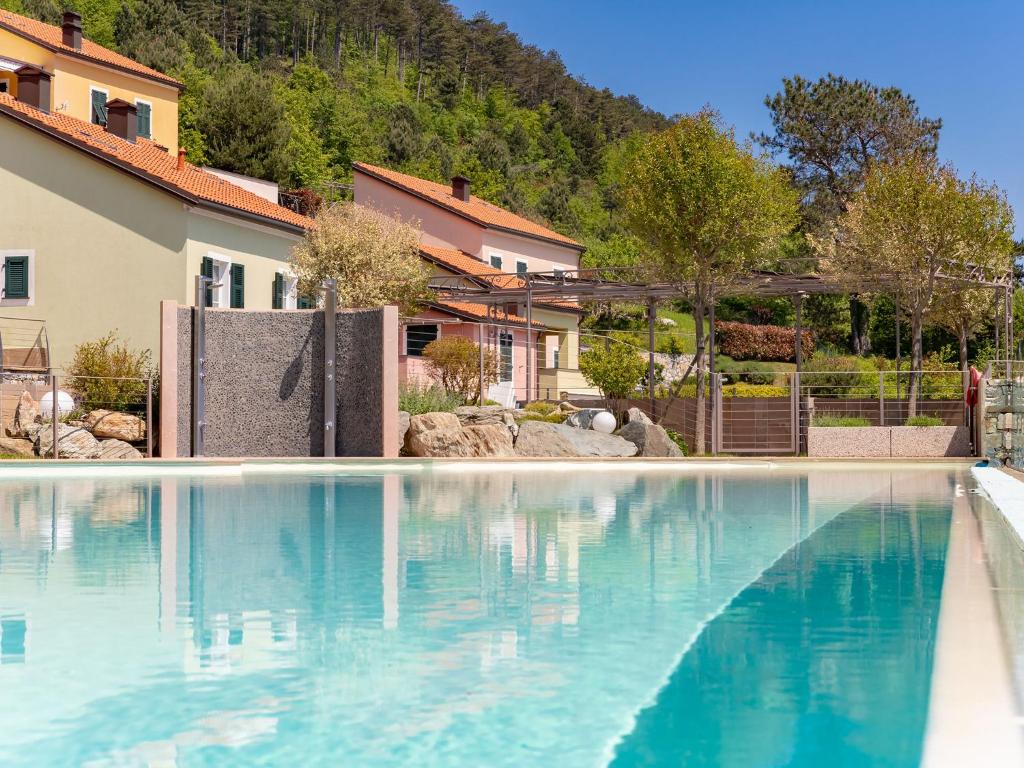Foto dalla galleria di Albatros - swimming pool with sea view and terrace a Magliolo