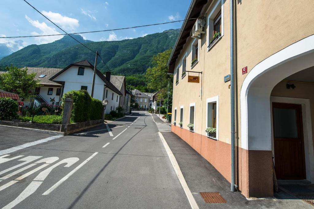 Nespecifikovaný výhled na hory nebo výhled na hory při pohledu z apartmánu