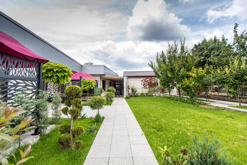 Zahrada ubytování Brize Guesthouse