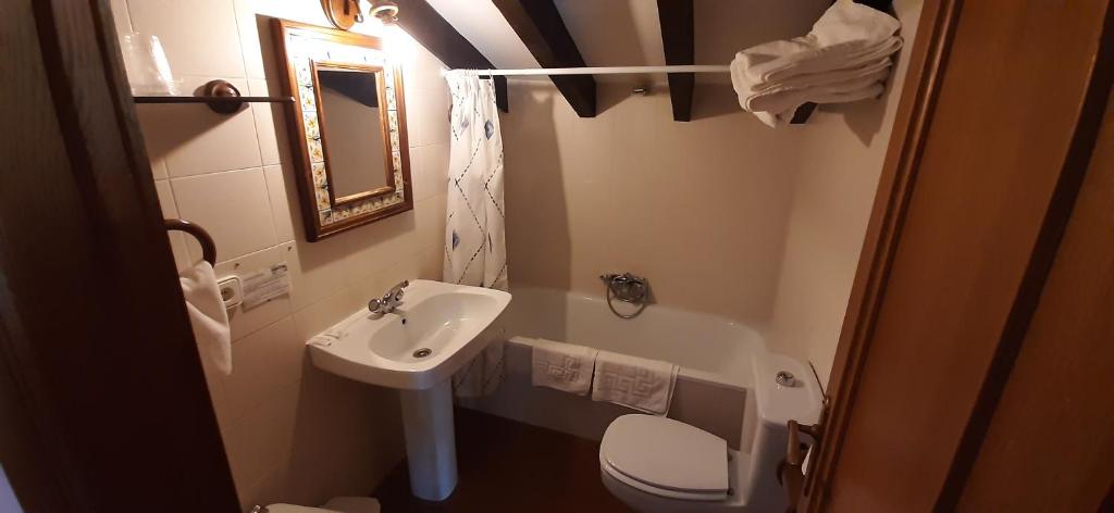 Koupelna v ubytování El Caserío