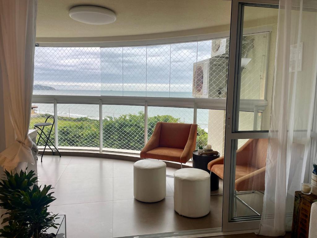  Nautilus Home Club - Beto Carrero - Frente mar com vista espetacular