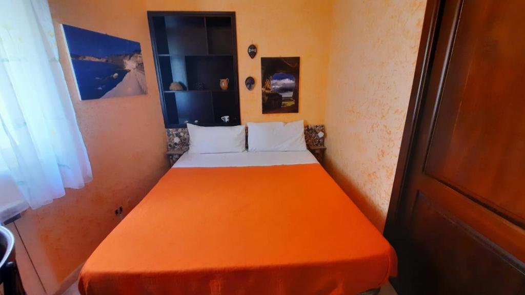 Le Terrazze di Pirandello - Camera Matrimoniale Economy Con Bagno In Comune