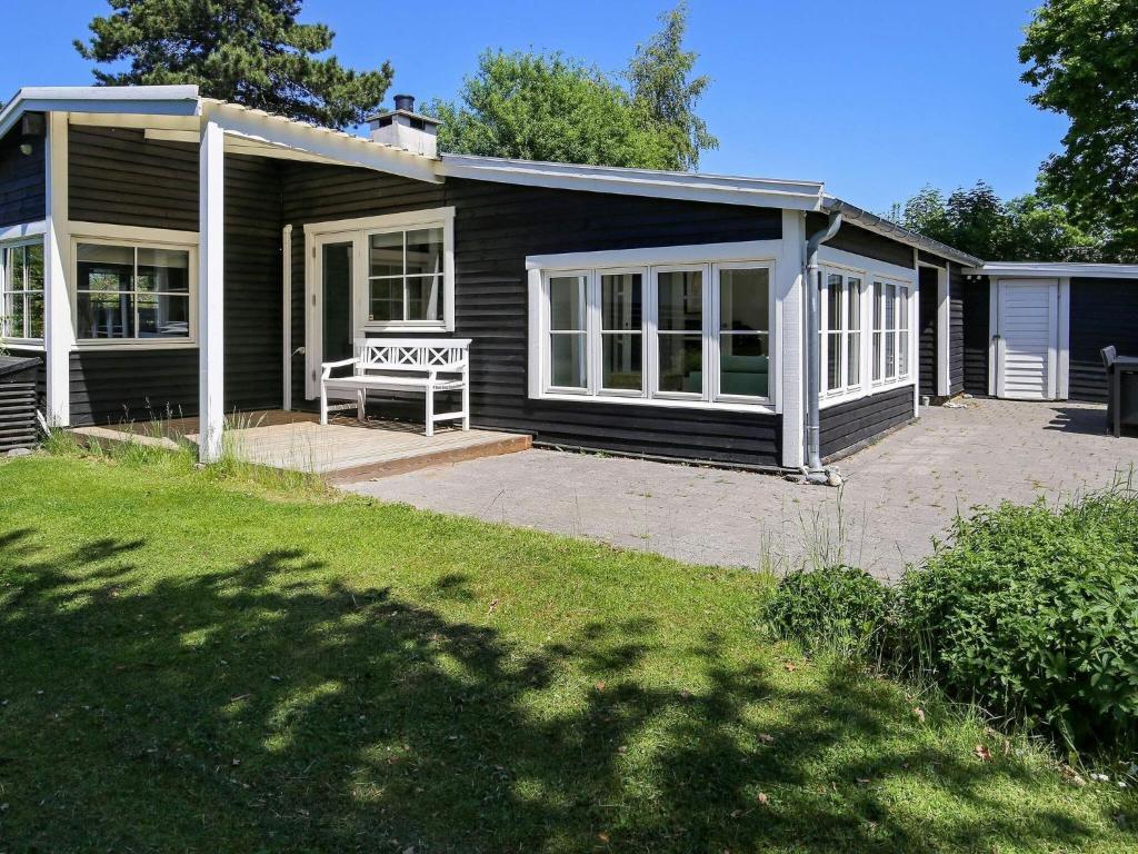 6 person holiday home in Gilleleje