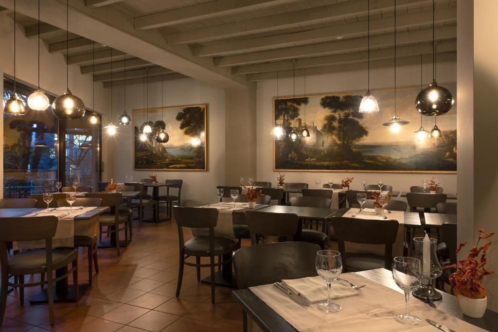 Hotel De La Paix - Resim 31