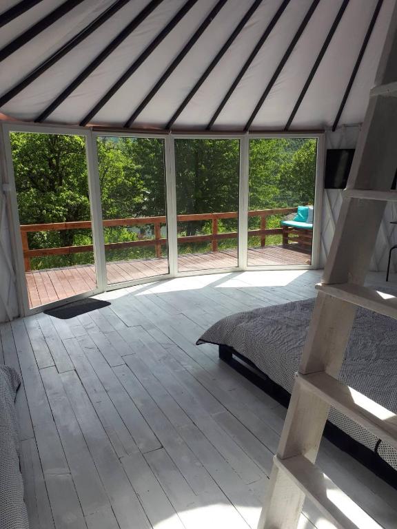 Balkón nebo terasa v ubytování Глемпінг luxury