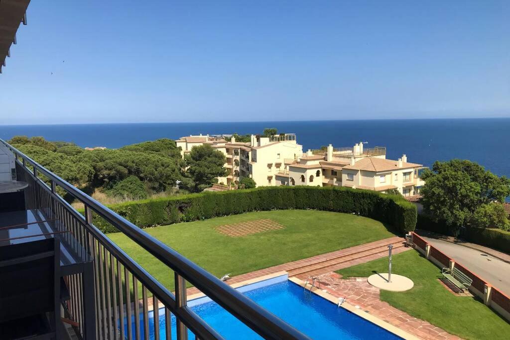 Fotografie z fotogalerie ubytování Magnífico apartamento con piscina y vistas al mar v destinaci Sant Feliu de Guixols