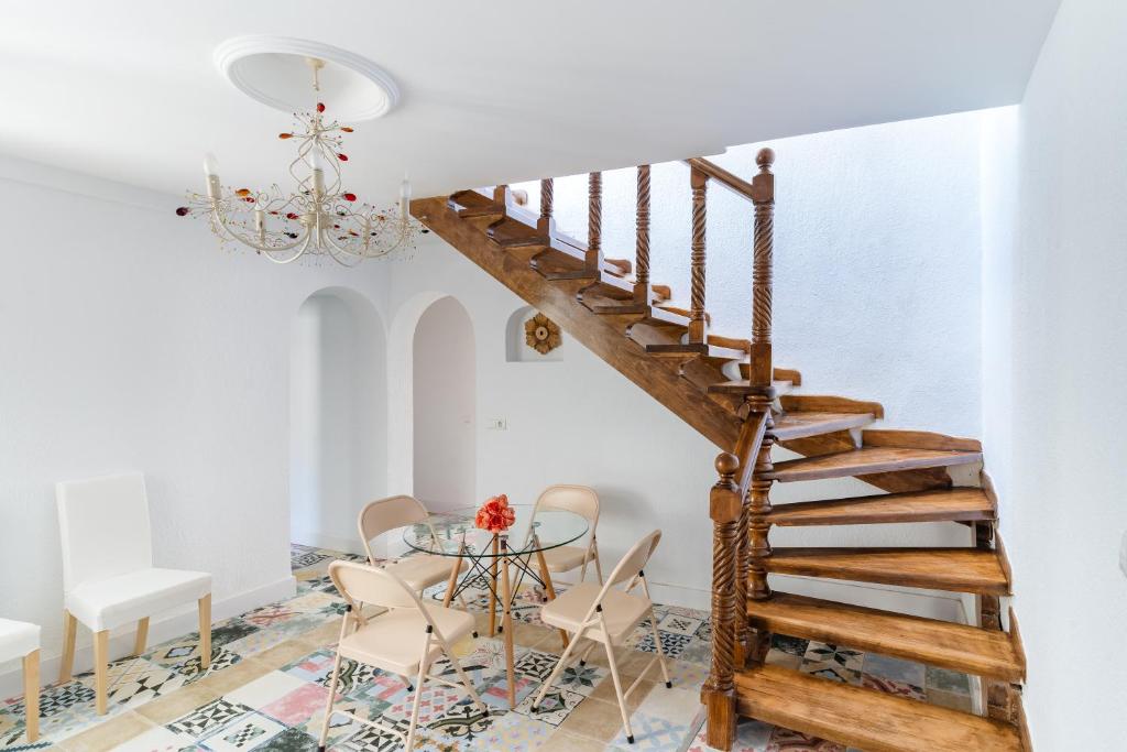 Fotografie z fotogalerie ubytování Housingleón - Atico Gaudí v destinaci León