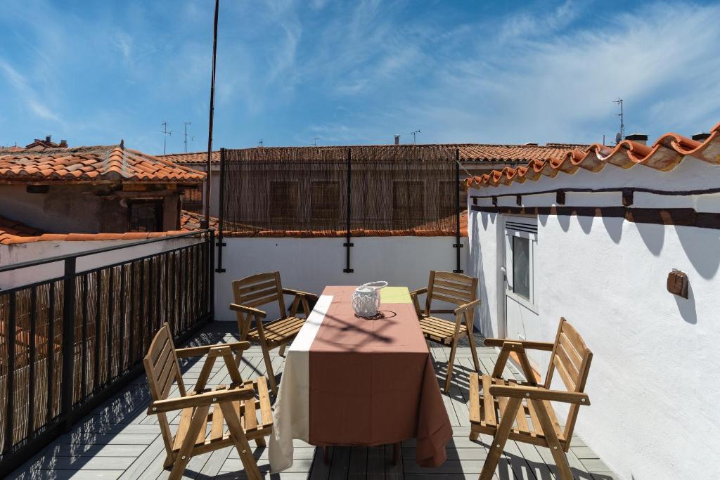 Balkón nebo terasa v ubytování Housingleón - Atico Gaudí