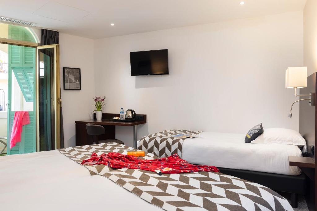 Hôtel Locarno Nice - Resim 32