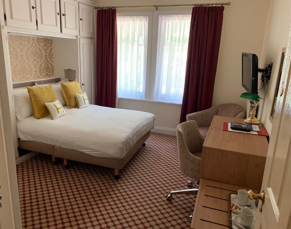 Haley's Hotel - Resim 4