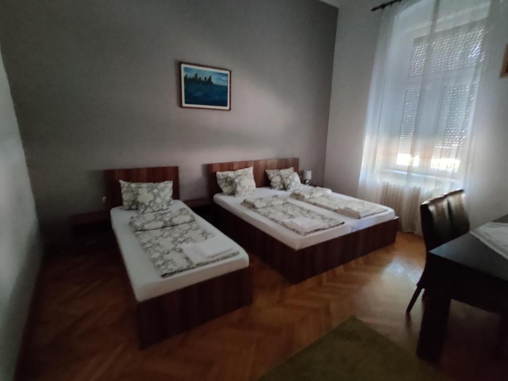 Satu Mare Apartments - Квартира с двумя спальнями