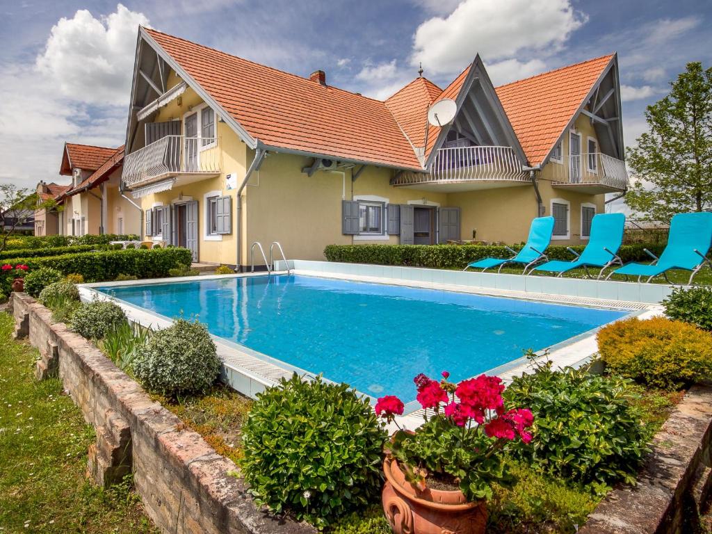 Apartment Amarillo 1 by Interhome 8647 Balatonmáriafürdő kép - 1