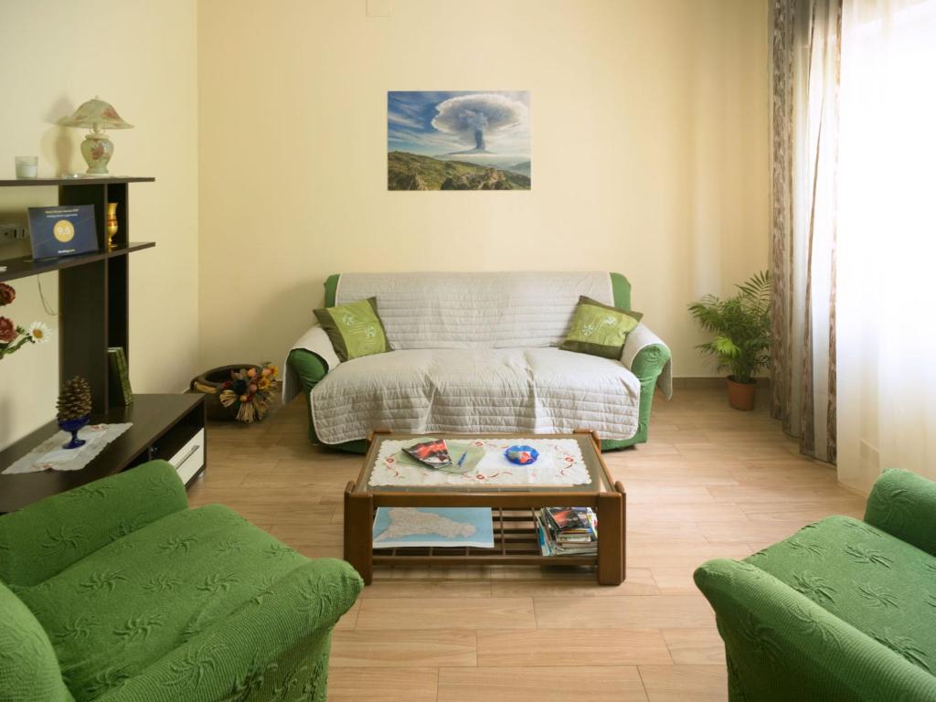 Posedenie v ubytovaní Holiday Home Luppinedda by Interhome