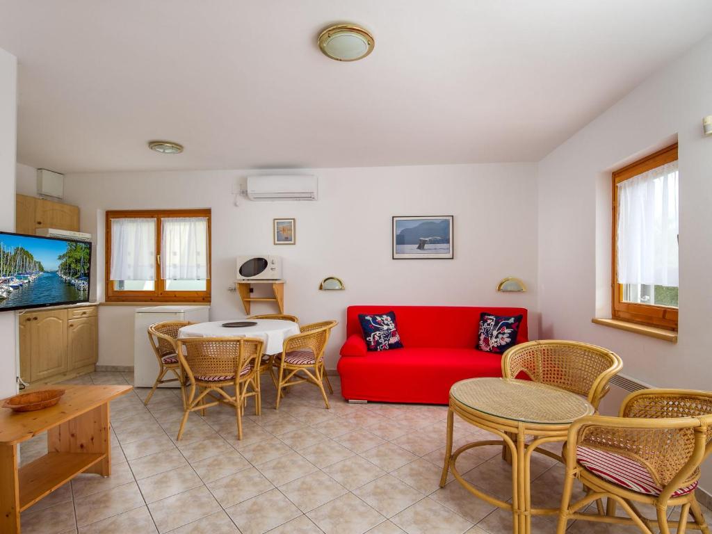 Posedenie v ubytovaní Apartment Amarillo 6 by Interhome