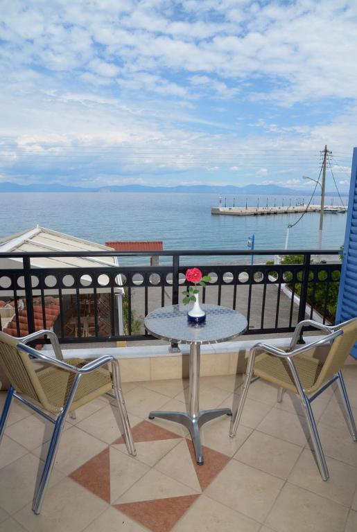 Nespecifikovaný výhled na moře nebo výhled na moře při pohledu z hotelu