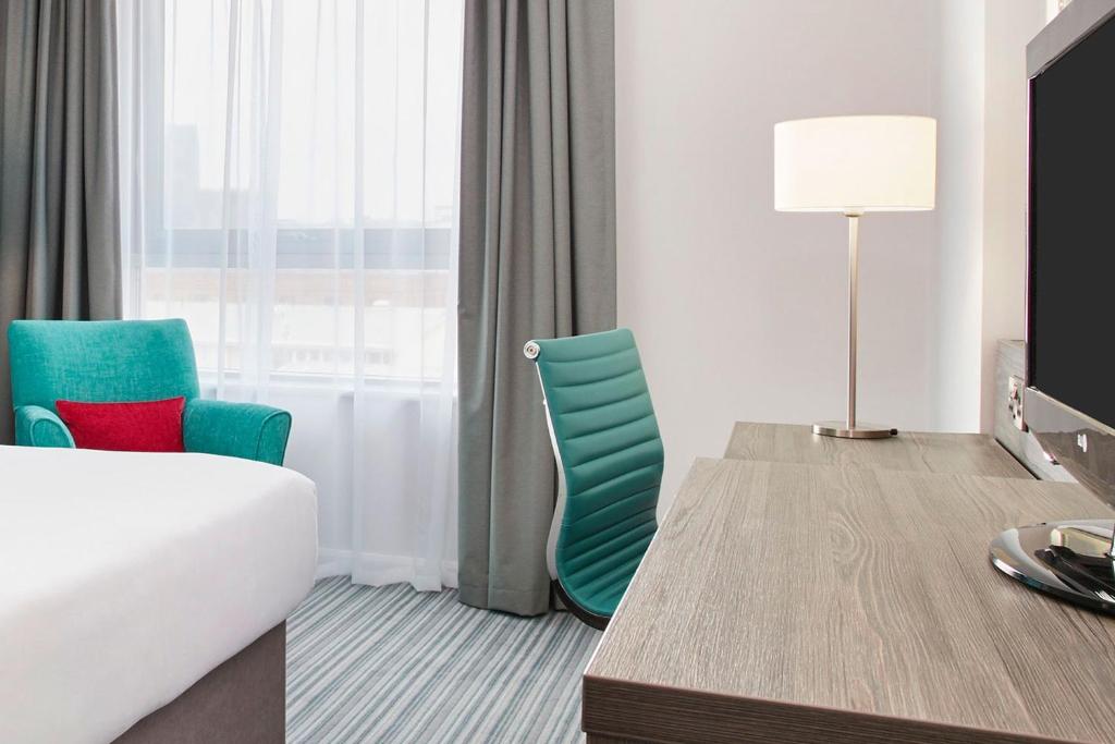 Leonardo Hotel Plymouth - 