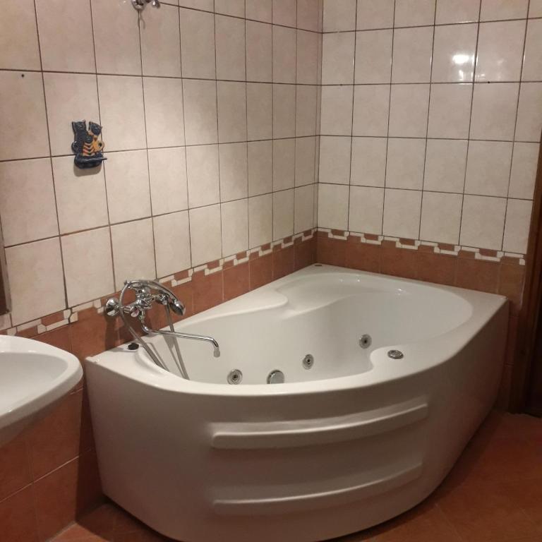 Németh Apartmanok - Appartement De Deux Chambres Avec Balcon