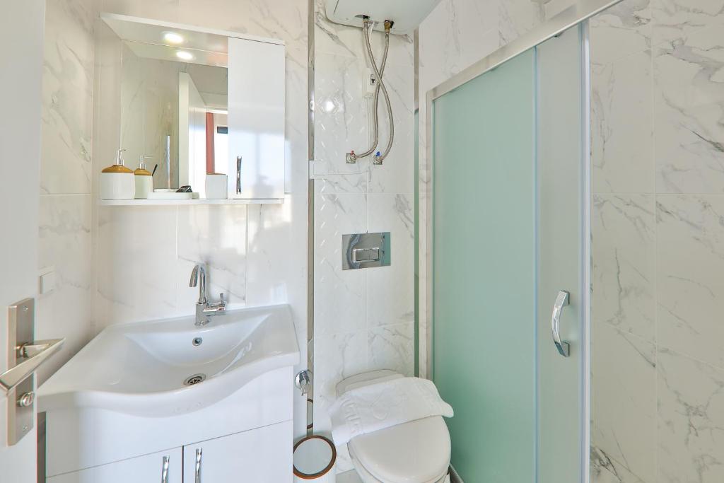 Joyy Suit Apart - 18