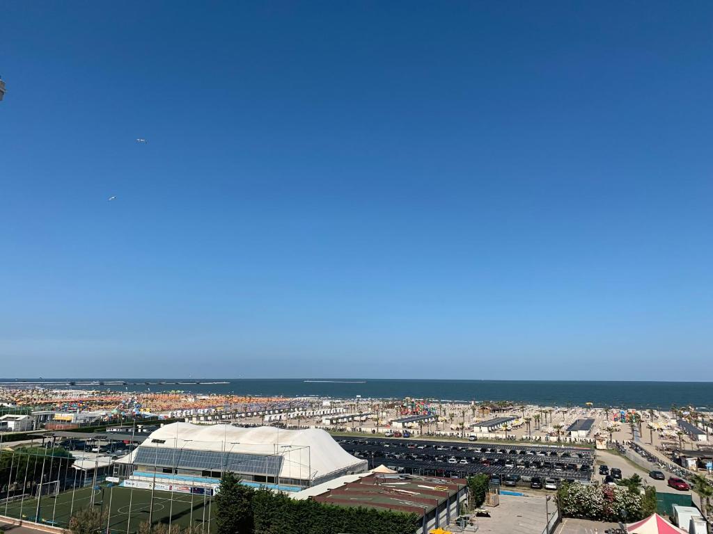 Vista generica sul mare o vista sul mare dall'interno dell'aparthotel