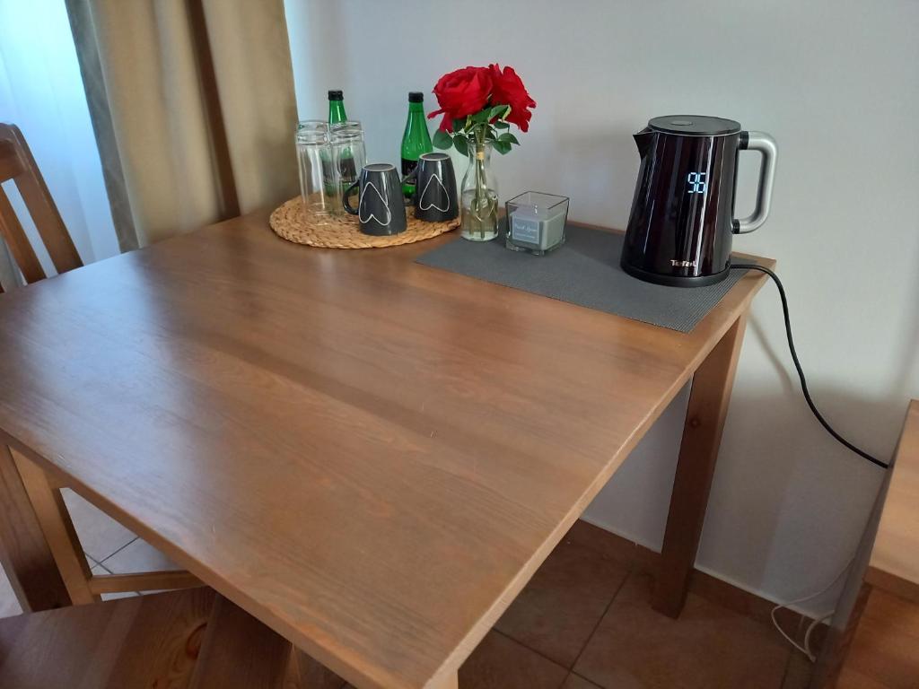 Zestaw do parzenia kawy i herbaty w obiekcie Planeta Apartment Mielno