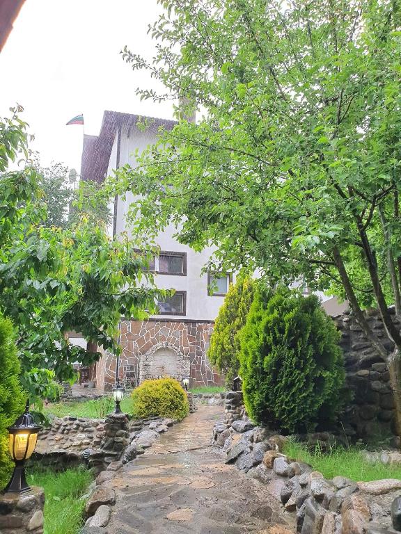 Къща за гости ,,Дьовлень” / Guesthouse ,,Dyovlen’’