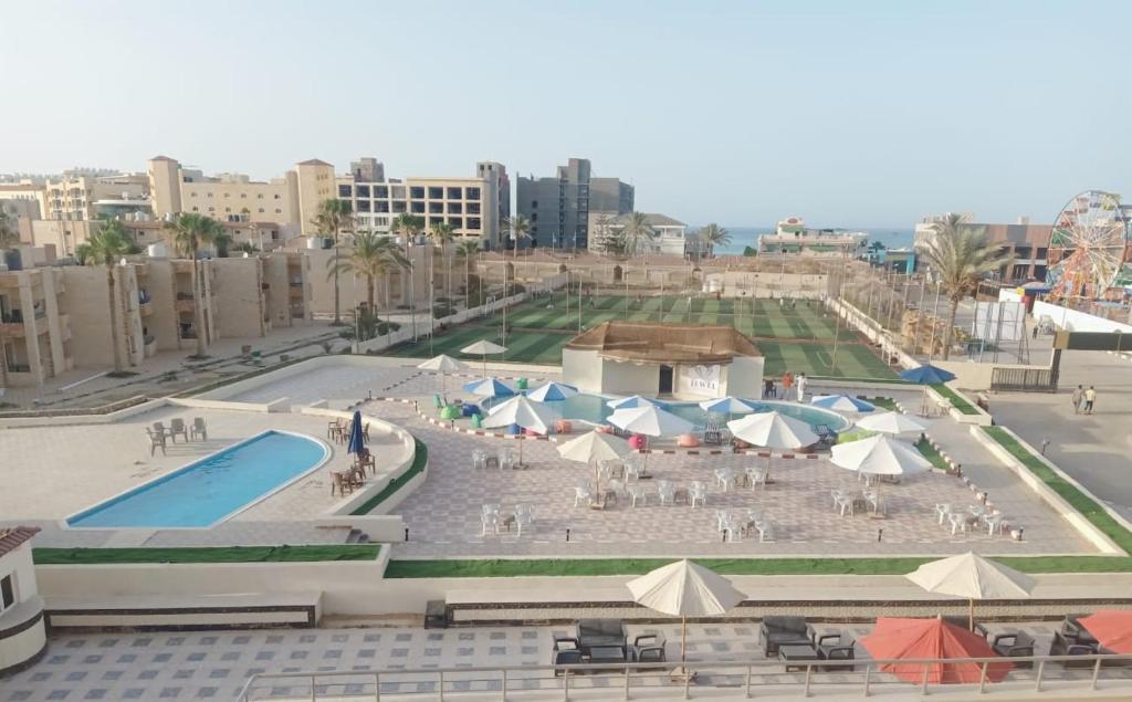 Bazén v ubytování Jewel Matrouh Hotel nebo v jeho okolí