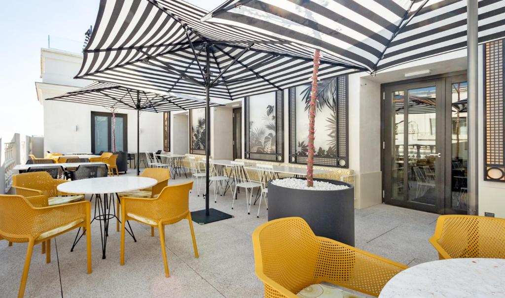 Pestana CR7 Gran Vía Madrid - Resim 33