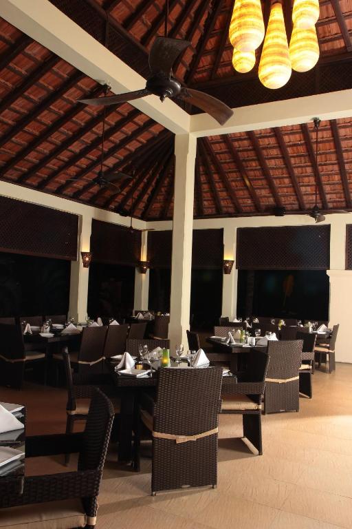 Restaurace v ubytování Coconut Creek Resort - Dabolim Airport